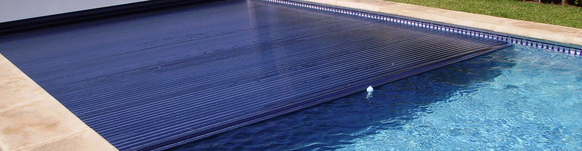 Schwimmbad Pflege in Denia