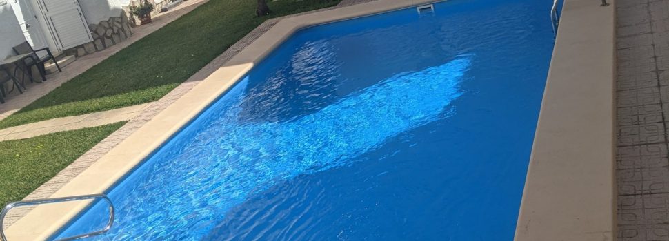 Schwimmbad Sanierung mit PVC Liner / Folie in Denia