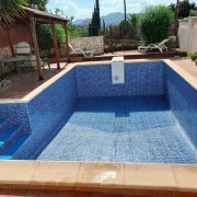 Wechsel der PVC Folie in diesem Schwimmbad in Moraira